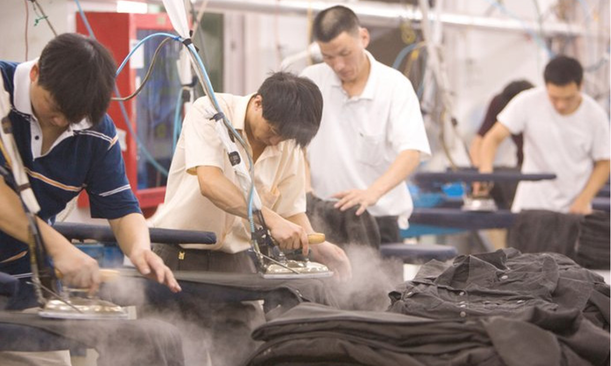 服裝製造商透過SOP助手提升產品質量
